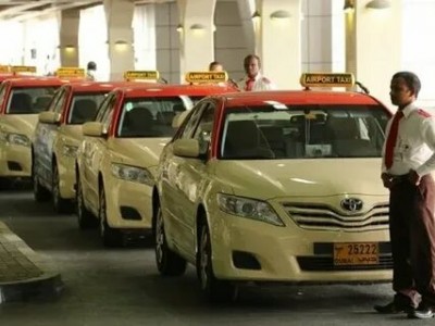 Reliable Pilgrim Travel with Umrah Taxi: From Masjid Nabawi to Madinah Airport