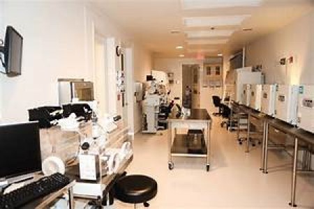What Couples Wish They Knew Before Choosing an IVF Hospital?