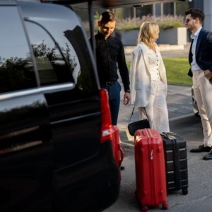 Top 5 Limousine Rental Services in Singapore for Corporate Events