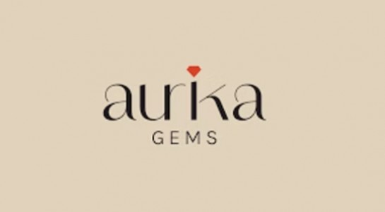 Elegant & Everyday: Discover the Perfect Diamond Earrings For Women in UK