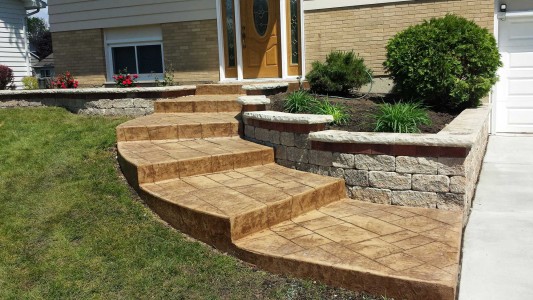 Professional Concrete Stairs and Sidewalks by Kenner Concrete Company