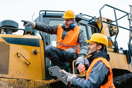 How A Construction Equipment Dealer Helps Reduce Downtime And Maintenance Costs?