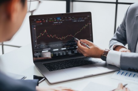 Why Immediate Momentum Matters in AI-Driven Trading Strategies?
