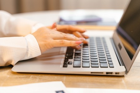 What Makes Dutch Translation Essential for Global Businesses?