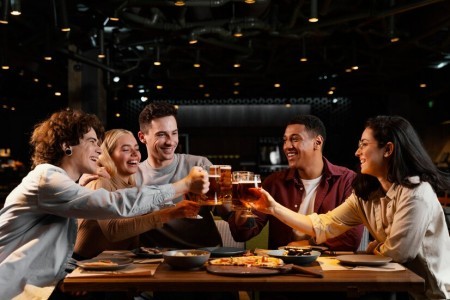 The Rise of Mixology Bars: Why They’re Trending Now