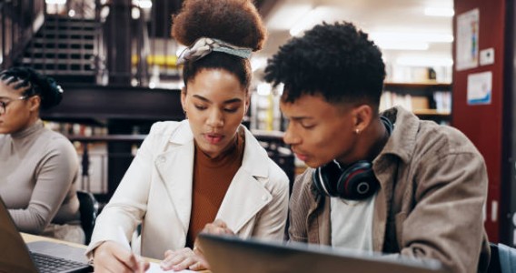 How Online Communities Help with Homework Writing
