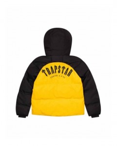 Trapstar Fashion London: Where Streetwear Meets Bold Luxury Expression