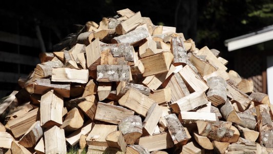 Finding the Best Cord Wood Delivery Service in Wisconsin